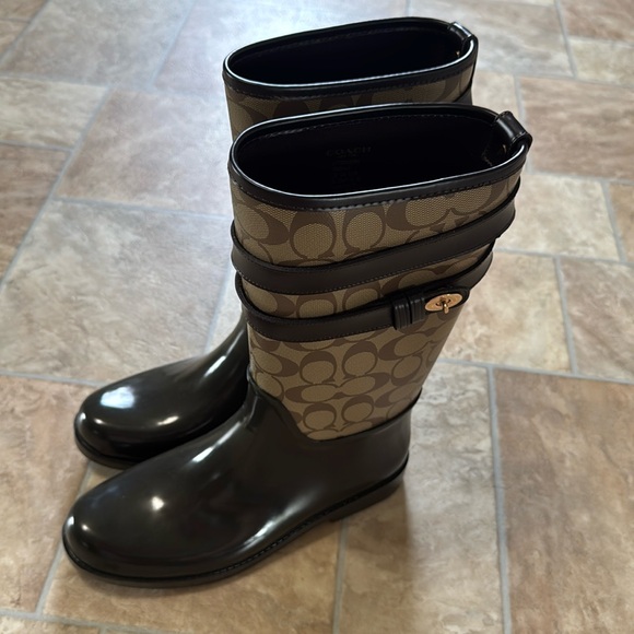 Women’s Size 9 Coach Rain Boots - Picture 1 of 6